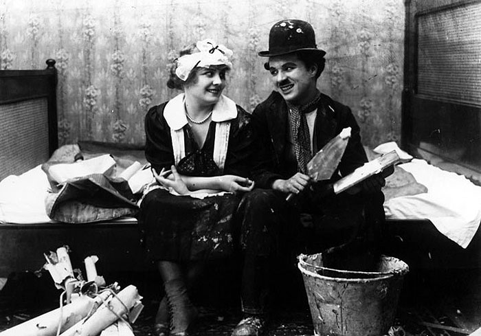 Chaplin lepičem tapet
