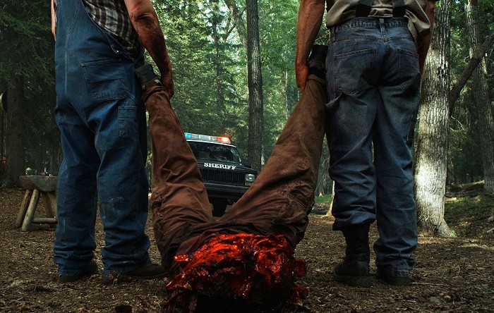 Tucker & Dale vs. Zlo (2010)