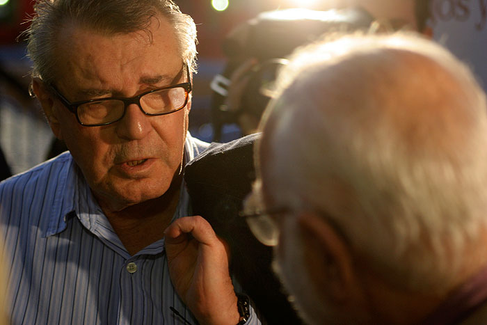 Miloš Forman: Co tě nezabije… Miloš Forman: Co tě nezabije…