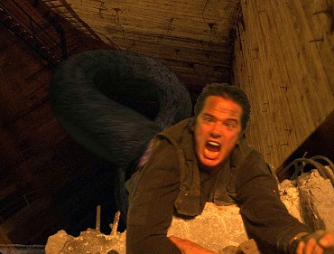 Python 2 (2002) | ČSFD.cz