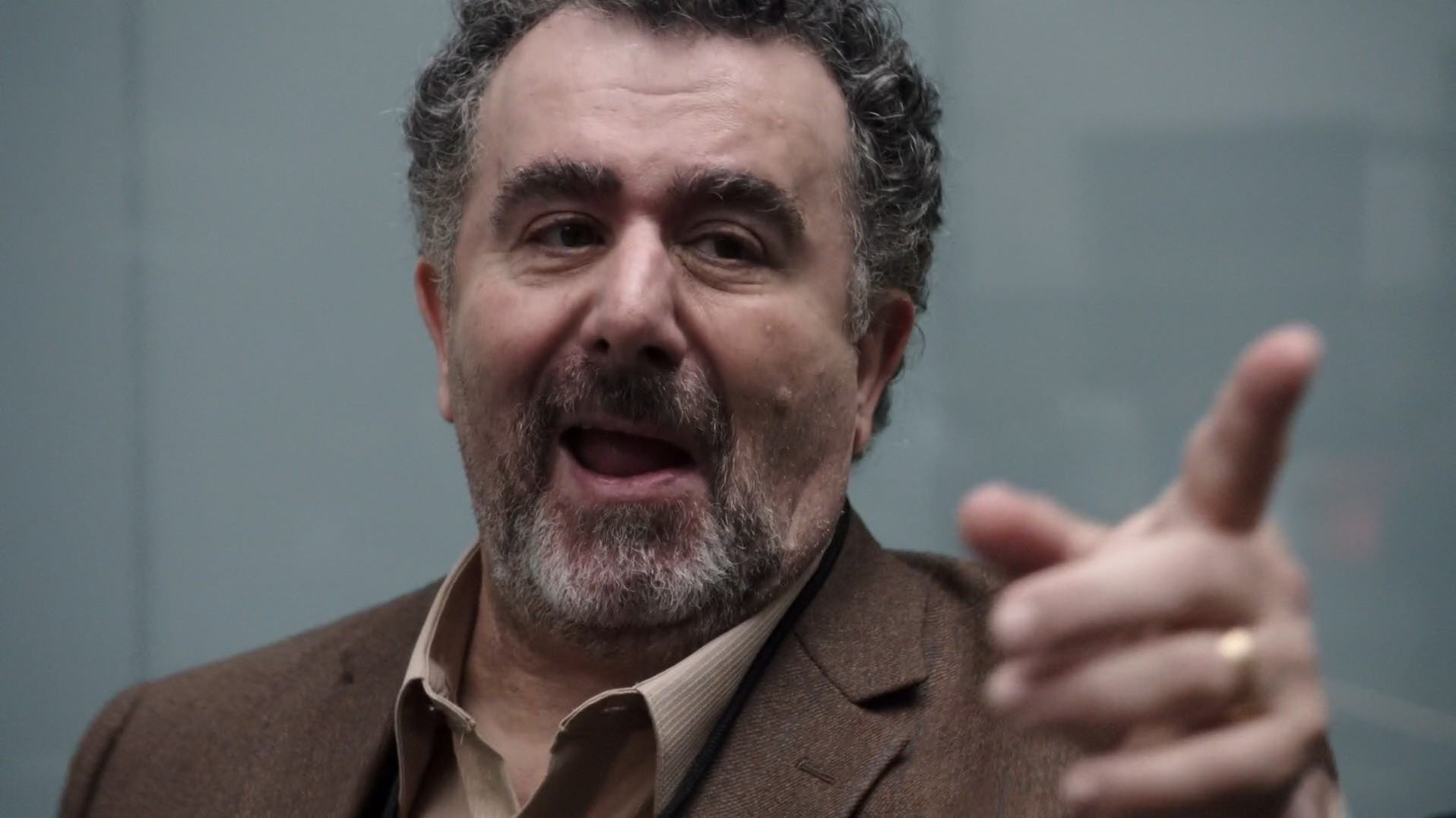 Next photo of Saul Rubinek