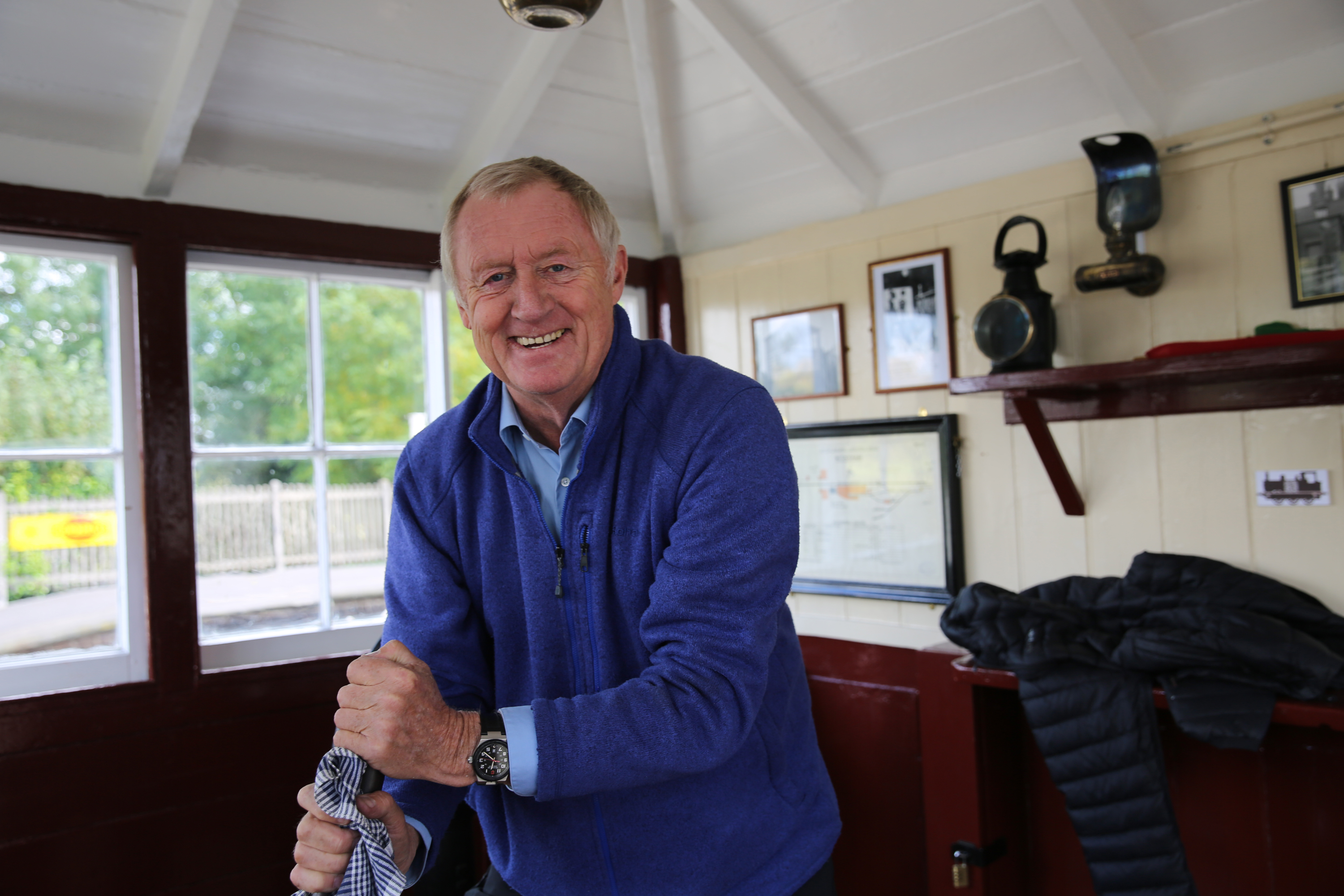 The Railways That Built Britain with Chris Tarrant