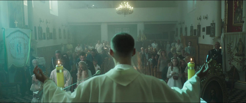 Corpus Christi (2019) r. Jan Komasa - filmové zjevení z Polska, které mě rozsekalo v několika rovinách Corpus Christi (2019) r. Jan Komasa - filmové zjevení z Polska, které mě rozsekalo v několika rovinách