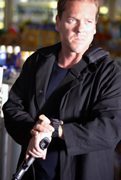 Jack Bauer th_01512_Jack_Bauer_122_176lo.jpg