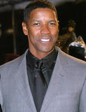 Denzel Washington th_84082_denzel_washington_122_349lo.jpg