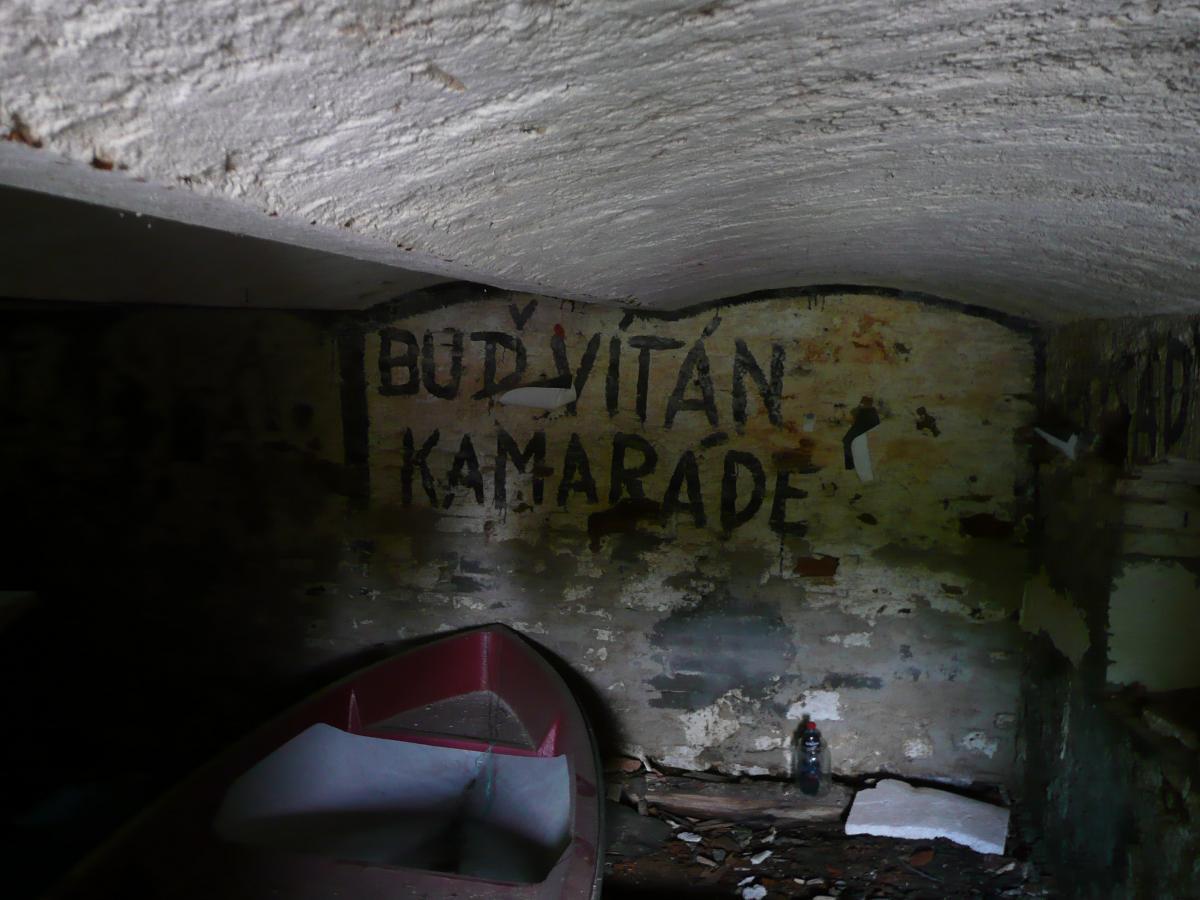 Buď vítán kamaráde... Buď vítán kamaráde...