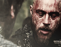 Ragnar Lothbrok Vikings gif